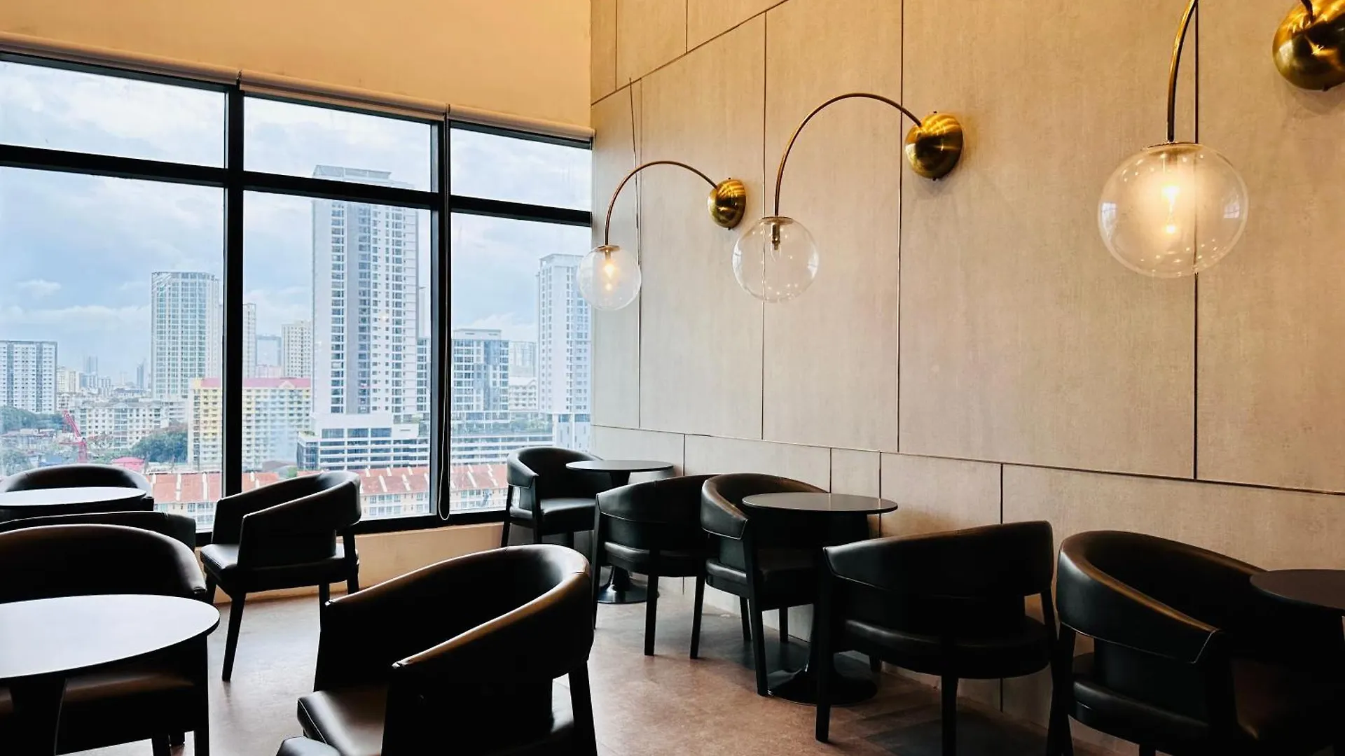 Апартаменты Prime Comfort Seaview With Netflix And Water Filter Near Georgetown Jelutong Малайзия