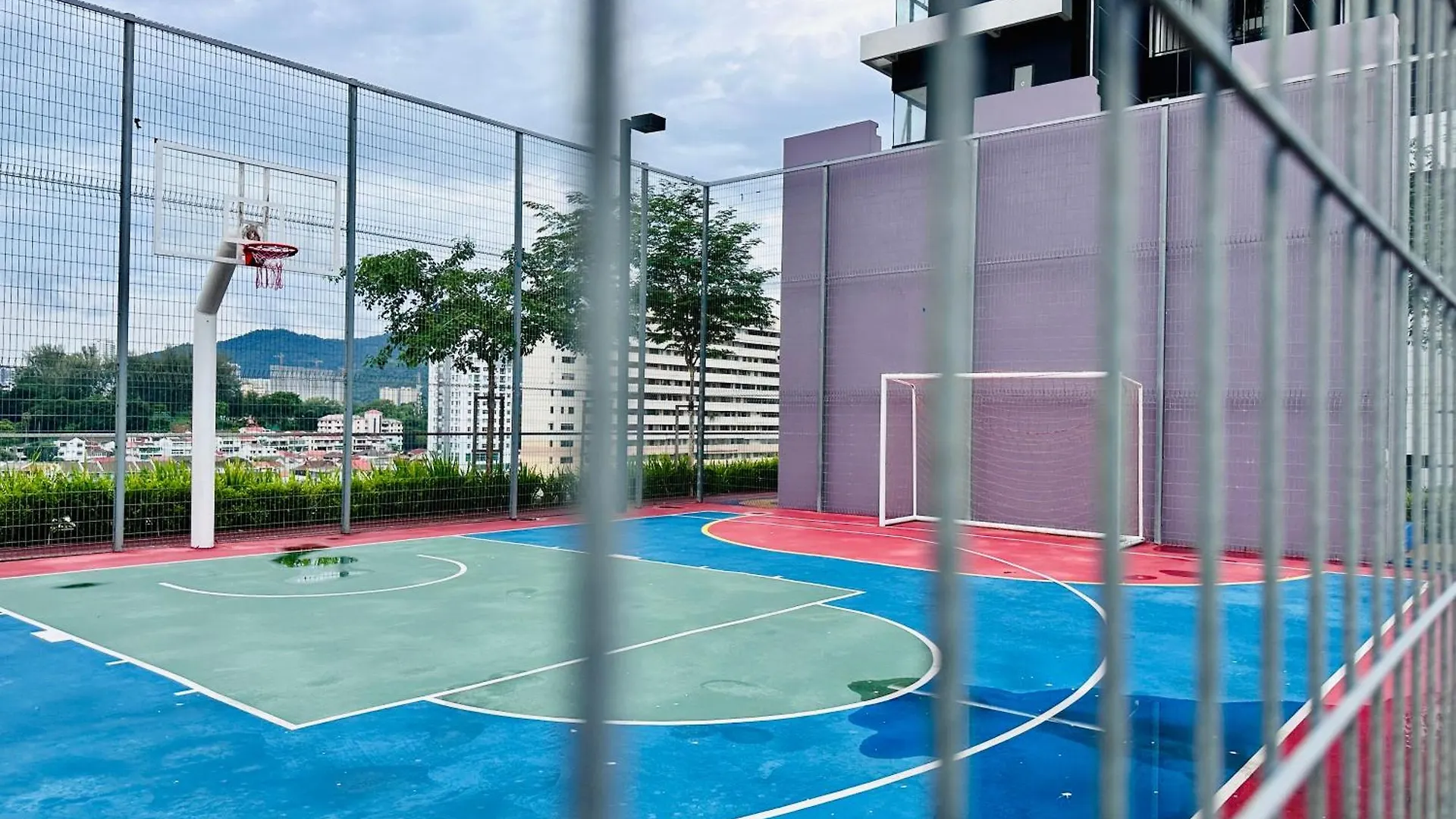 Апартаменты Prime Comfort Seaview With Netflix And Water Filter Near Georgetown Jelutong